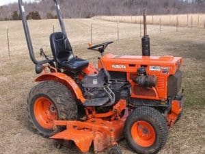 Kubota B7100HST-E Tractor Service Repair Manual