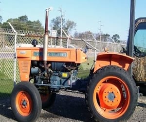 Kubota L260P Tractor Service Manual