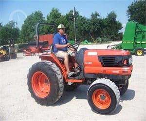 Kubota L3010 Tractor La481 Loader Service Manual